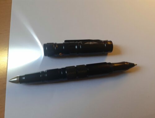 BIIB , Taktischer Stift mit LED Lampe